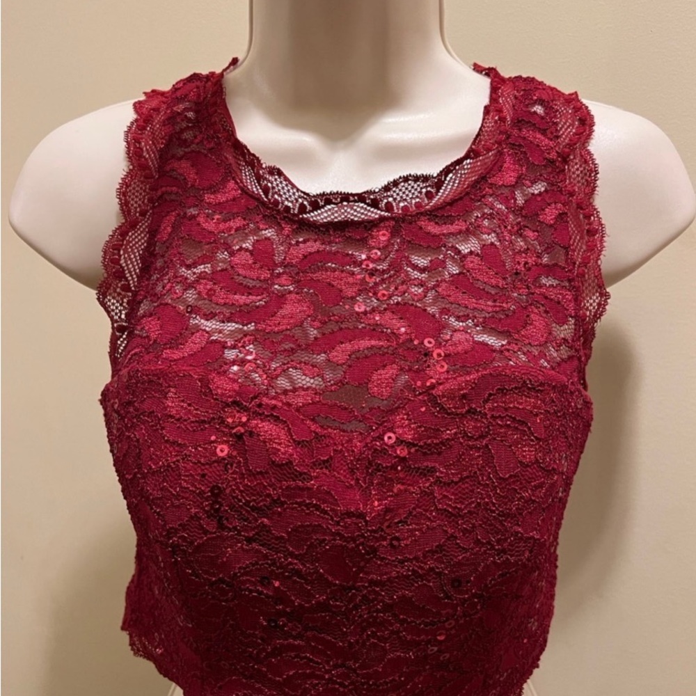 My Michelle Women’s Red Sequin Lace Crop Top Size 5 T-68